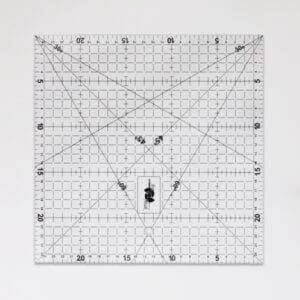 Régua 25x25cm em Acrílico Para Patchwork e Costura - Art Mak